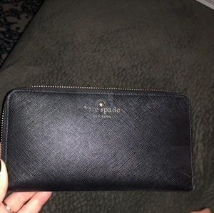 Black kate spade wallet